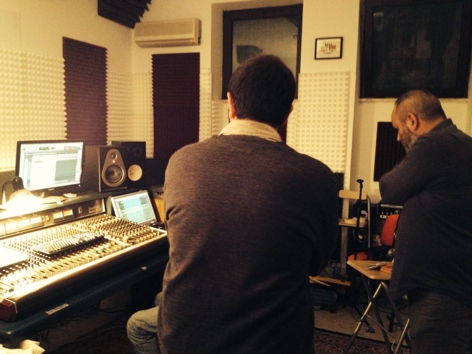 VDSSRecording's tweet photo. Mixing Complicated's Autumn Session... http://t.co/YVi3Ts6EKN