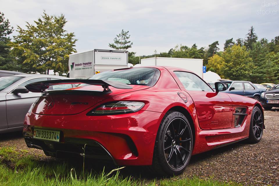 Earlsimxx's tweet photo. #MercedesMonday SLS AMG Black Series http://t.co/nAU59SCjjp