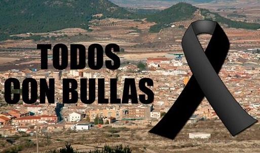 TierradeMurcia's tweet photo. Nuestro apoyo a los familiares y amigos de las víctimas del accidente de autobús en Cieza. D.E.P http://t.co/pYTJZuaZJg