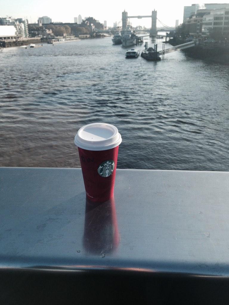 StarbucksUK's tweet photo. Love the view! RT @Mart2010x:
Here's my first red cup, making the walk over London Bridge a bit warmer.
#MyRedCup http://t.co/cwYwn8HJWX