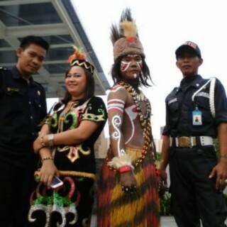 roy_hanafi18's tweet photo. Narsiss duluuu http://t.co/6C78hjR4q6