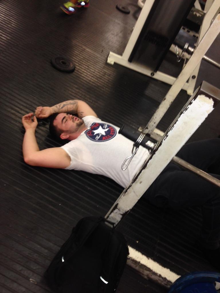 willjmorgan's tweet photo. Michael during Friday's heavy leg session. This was after a high rep drop set! #zonegym #legday #personaltraining http://t.co/Dxa56LU7eR