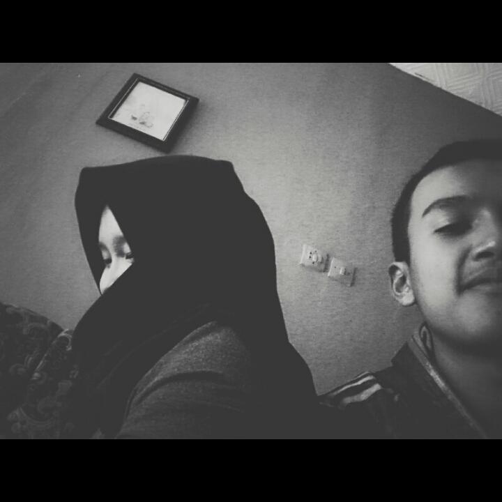 SSarabebbe's tweet photo. @Fajarmuharom97 ♥ http://t.co/QY2J6bLQTd