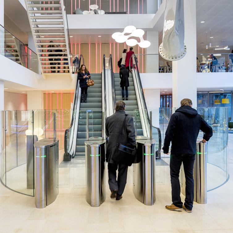 BoonEdamUK's tweet image. Monitor, manage &amp;amp; channel the flow of visitors and staff through your building...   ow.ly/E3X4A #Security