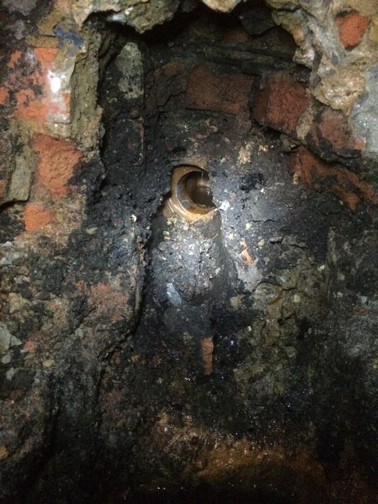 A broken SW pipe underneath a customers building that was causing major damp issues all now fixed