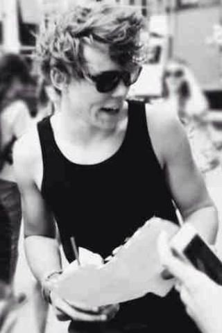 I'm gonna roll the dice before you sober up and get going