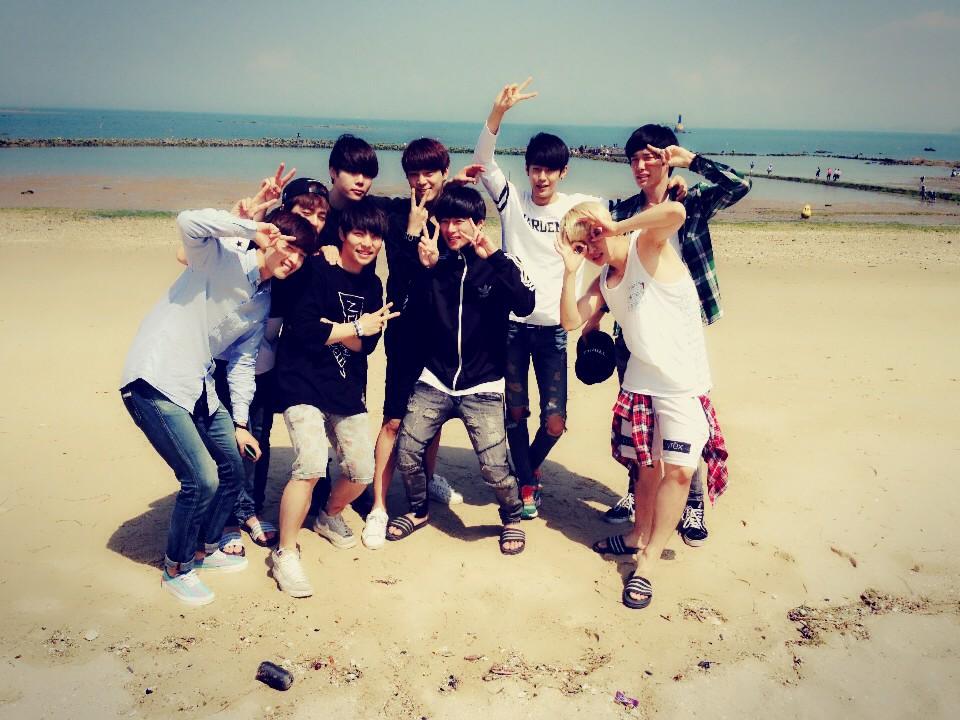 AlphaBAT_HY tweet picture