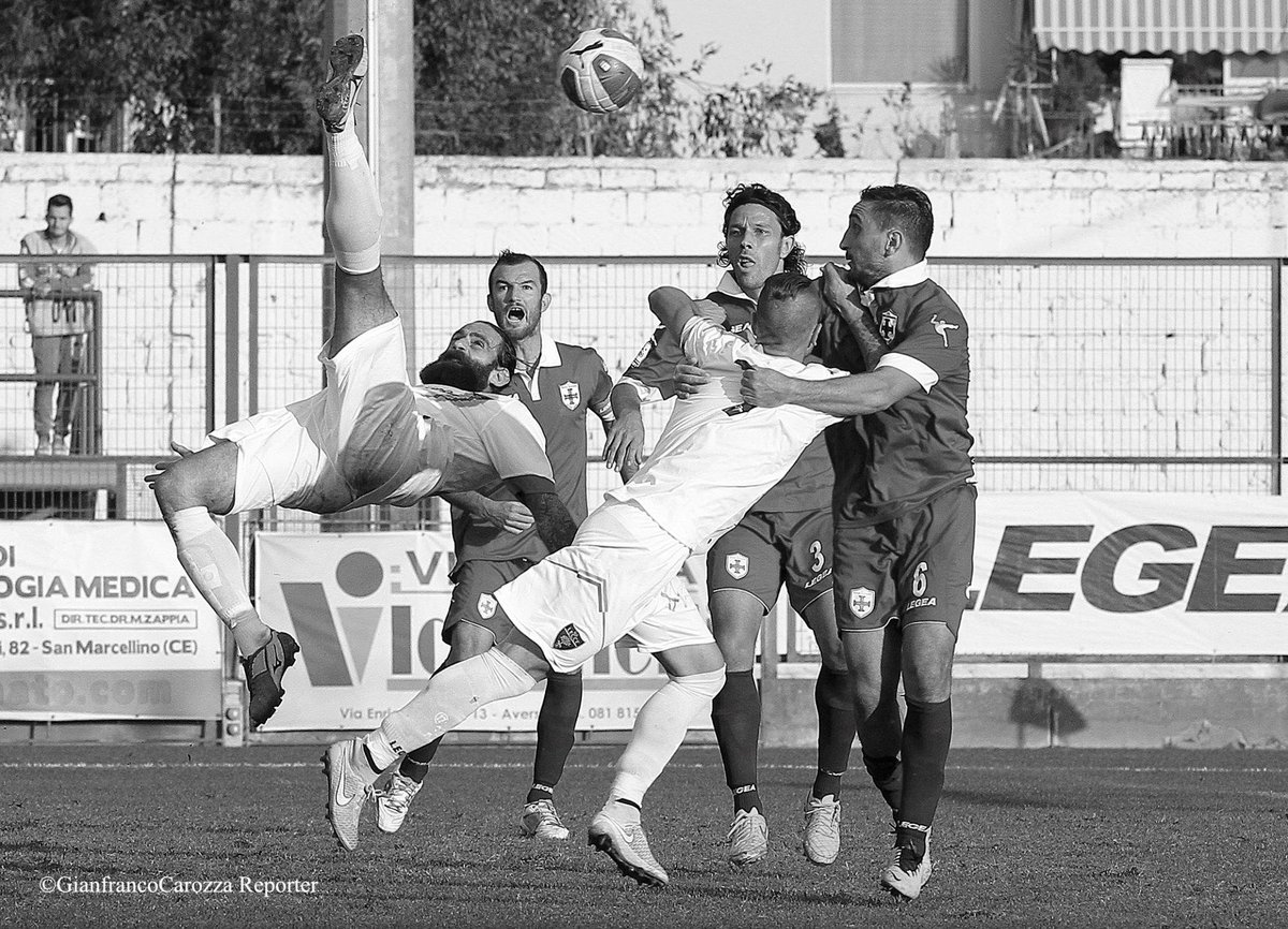 CarozzaReporter's tweet photo. @Moscagol @TuttoLegaPro @LegaPro @Lecce_official @ansacalciosport @VeriBomber http://t.co/7ZBKNu8B6q
