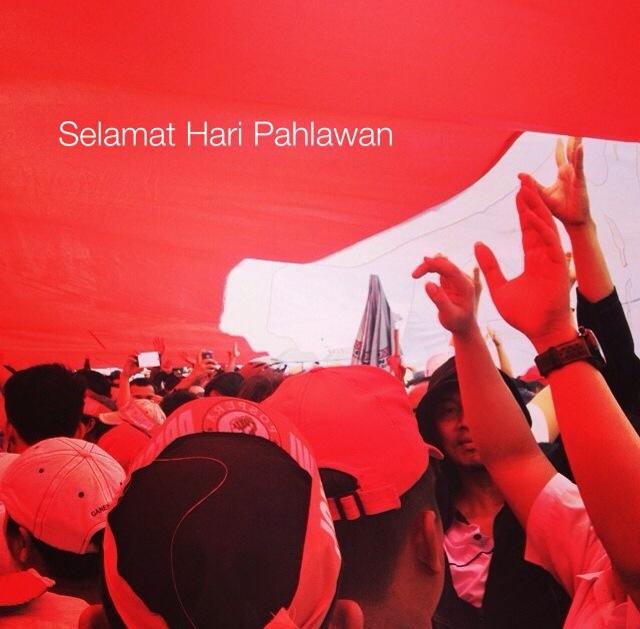 negmus's tweet photo. Terima kasih kepada mereka yang berjuang untuk kehidupan kita sekarang. #HariPahlawan http://t.co/rnEaksQsS8