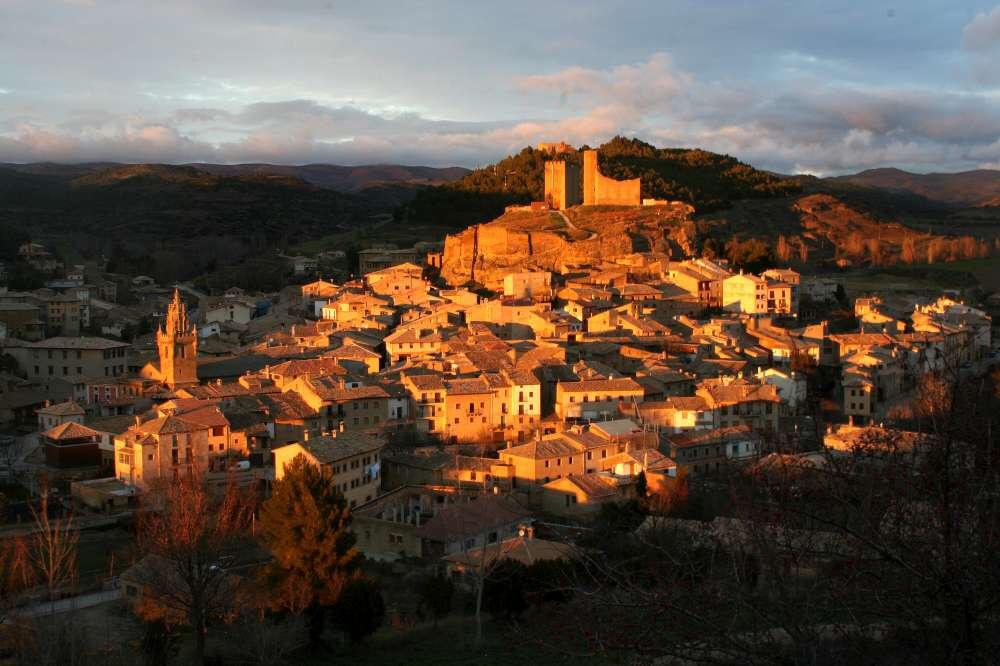 Me acompañáis esta noche en mi viaje a #Uncastillo?? Un lugar IM-PRES-CIN-DI-BLE!! Es <a href="/MeGustaAragon/">MeGustaAragón</a>, en <a href="/aragontv/">Aragón TV</a>!