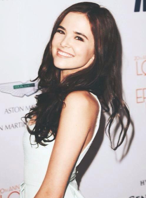 HAPPY BIRTHDAY ZOEY DEUTCH 