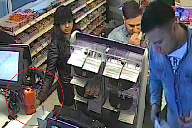 The Mirror tweet media