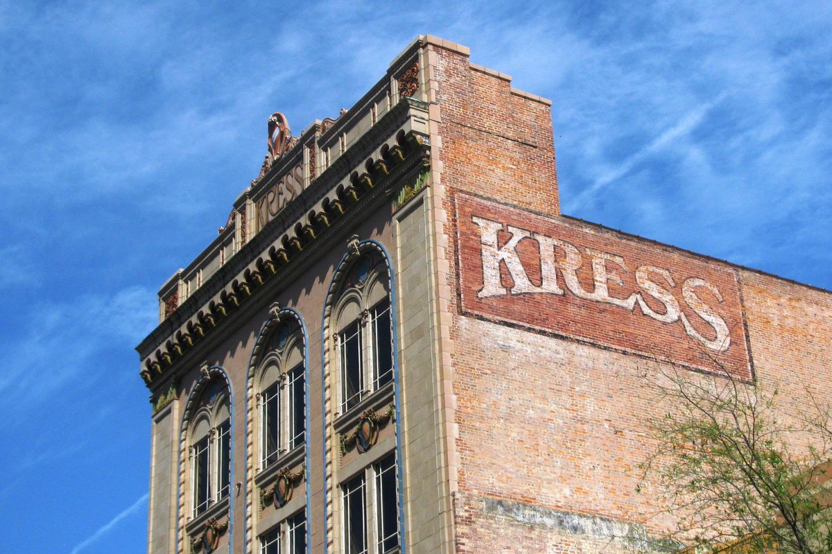ICYMI: Historic Kress Building is set to be transformed into a hotel. bit.ly/10M5zWV