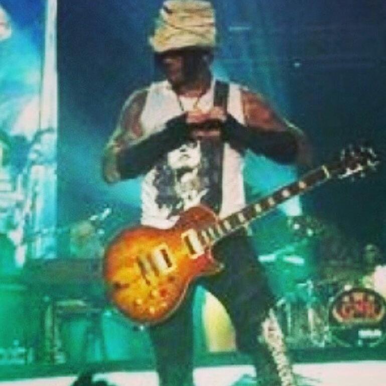 Happy Birthday Dj Ashba ( Guns N Roses) 