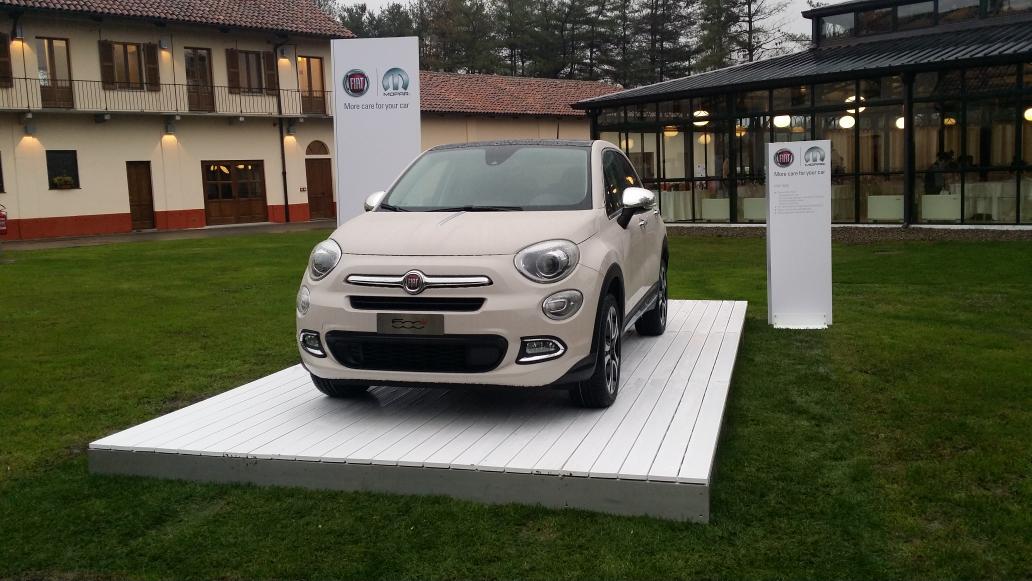_autoblog's tweet photo. Il tempo non aiuta ma noi ci siamo lo stesso. E c'è anche la #Fiat #500X, ovviamente. Tra poco vi spieghiamo com'è! http://t.co/vsKS1RfUdD