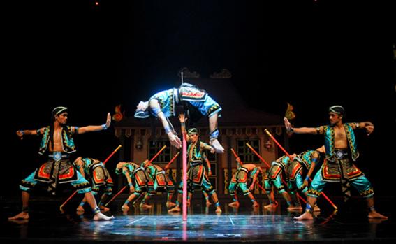 ToursLine's tweet image. Devdan Show in Bali 
tours-line.com/#!dewdan-show/…