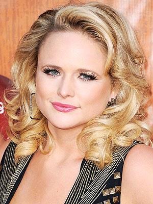 Happy birthday to MIRANDA LAMBERT!!!! 