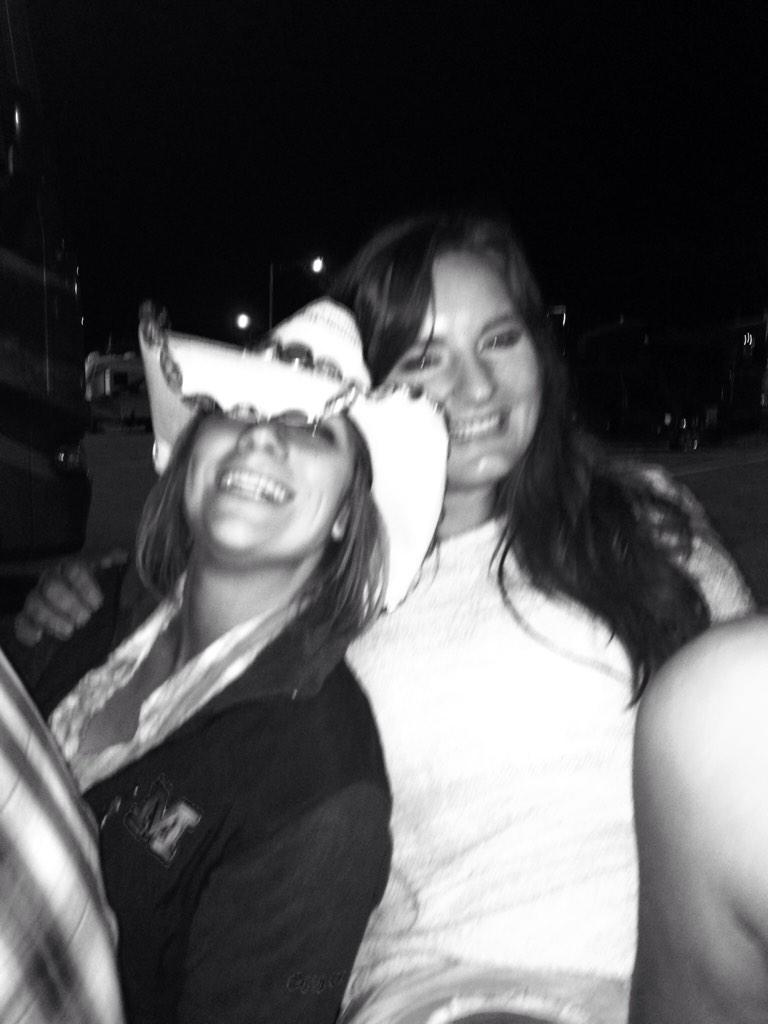 Stephanie Hoffmann tweet media