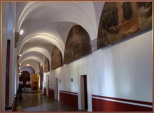 MONICATEPEC's tweet photo. Adolfo López Mateos en 1964 creó el @Virreinato alberga obras del S. XVI al XIX y más de 30 mil piezas... #EdoMéx http://t.co/QMzAZc8Nwt