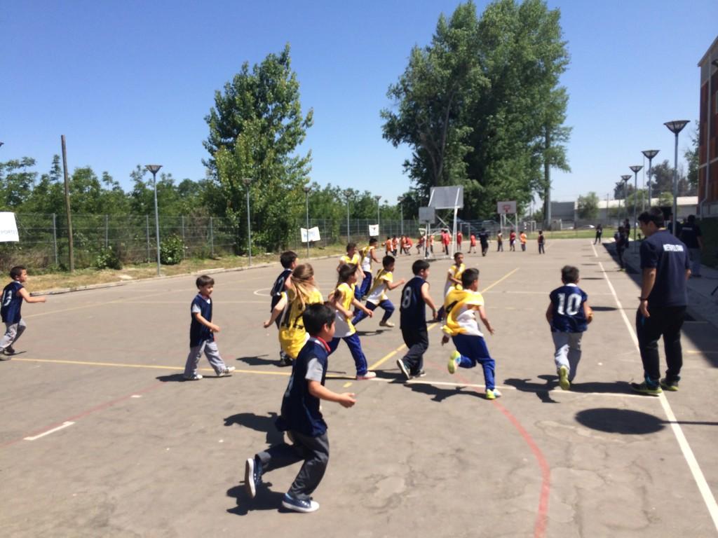 perfume85's tweet photo. @IND_Metro Encuentro Deportivo Escolar, Mini Basquetbol, Comuna de Pirque. http://t.co/4McfqZ9s0x