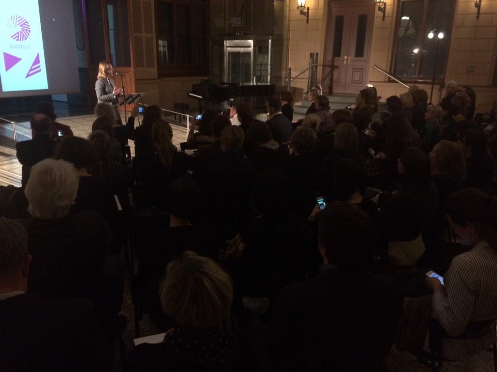 #DaceMelbārde runā par prezidentūras kultūras programmu kā vienu etapu ceļā uz Latvijas simtgades pasākumiem.