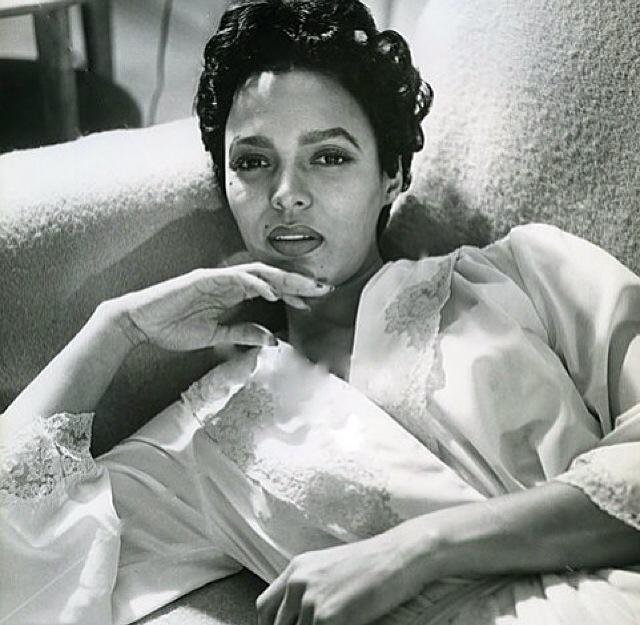 ChikereChicago's tweet photo. #DorothyDandrige's birthday was yesterday. The 1st African American nominated for the "best actress" Academy Award. http://t.co/t99TA871gC