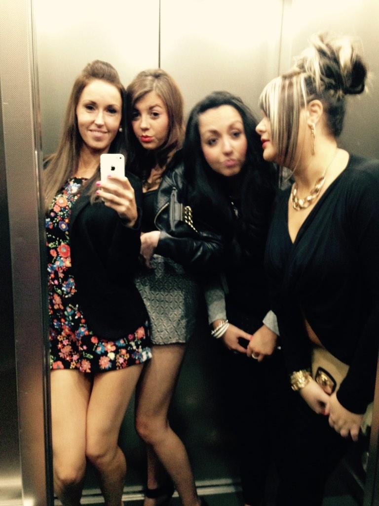 lucyloos85's tweet photo. Liverpool with the girls xx http://t.co/hiTXc27Ljb