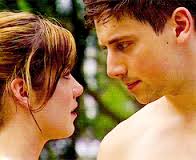 summer_baes's tweet photo. Loved these two together, such a cute couple👌 #ripcaseybraxton http://t.co/2q8nuxnfFZ