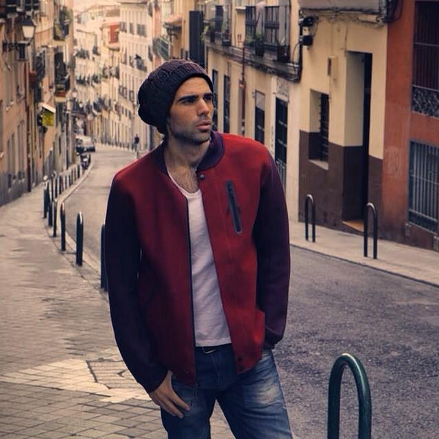 AngelCaballero2's tweet photo. Bonito día de otoño para pasear por #Madrid... #DeMadridalCielo http://t.co/7v8oh1ha0P