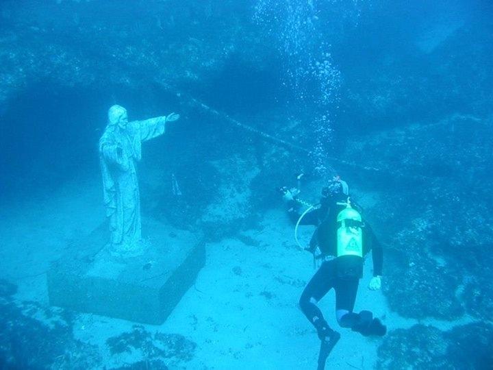 sergio75pa's tweet photo. 10.11.2014 Immersione al #Cristo degli #Abissi a #Palermo #Profdiver #Diving #Sicily http://t.co/u7IPtb6Lrq