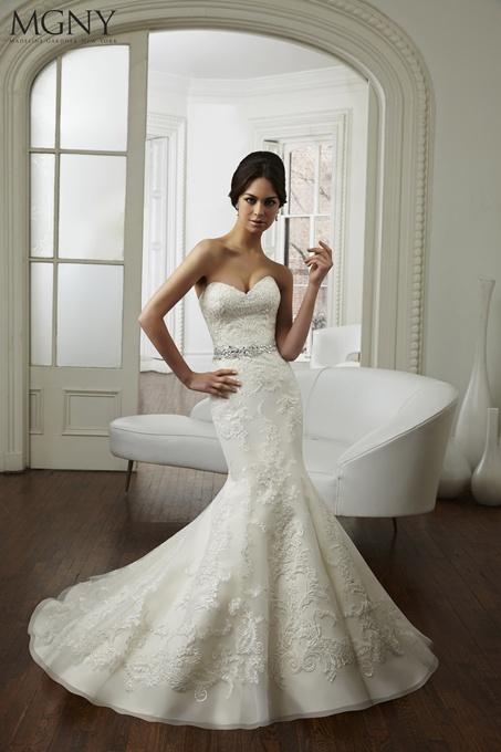 DisenoTodoModa's tweet photo. ¡¡ Seguimos vistiendo NOVIAS !! Cita previa en el 953 70 20 44 o en Avda. Aceituneros nº 2 de Martos(Jaen). http://t.co/1k1EVWdMCd