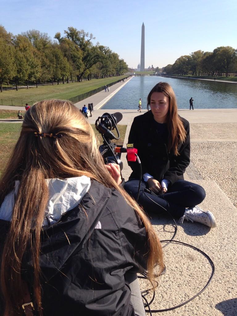 miracostanews's tweet photo. Reporters interviewing staff member @Baileymmn in front of the Washington Monument #nhsjc http://t.co/8Tmcz1qEA6