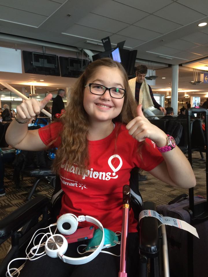 EnfantSoleil's tweet photo. Merci à @AirCanada #ACFoundation de transporter Éloïse, Enfant du programme Champion, présenté par @WalmartCanadaFr. http://t.co/WzpPR5h46a