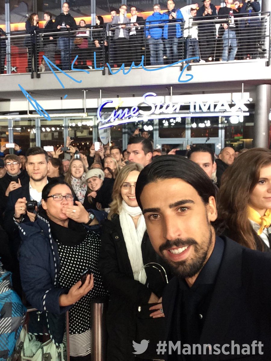 Die #Mannschaft Premiere mit Sami Khedira
