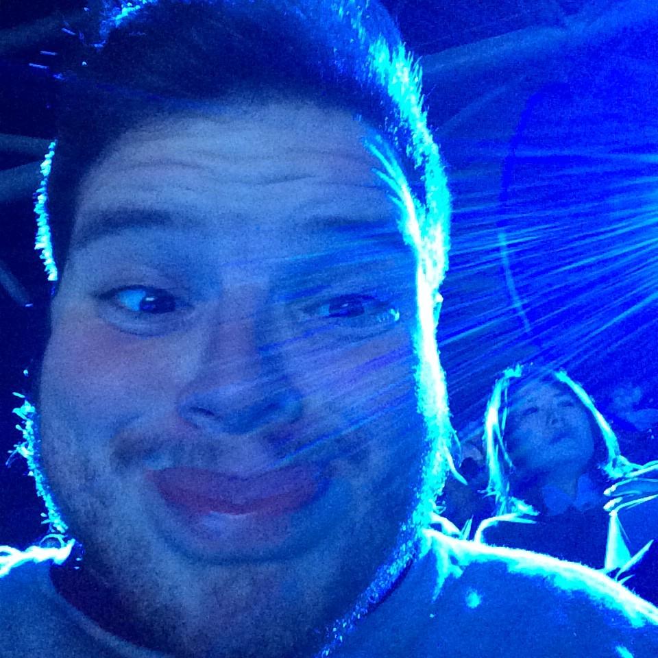 cjfry1's tweet photo. Get me on that big screen. I love the ATP so much #atp #FinalShowdown http://t.co/Q66gHbvn62