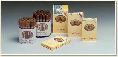 J.L.Piedra Brevas, un Habano suave y hecho a mano a un precio increíble $ 26 c/u. 25 de Mayo 358 y Av.Nazca 19, CABA