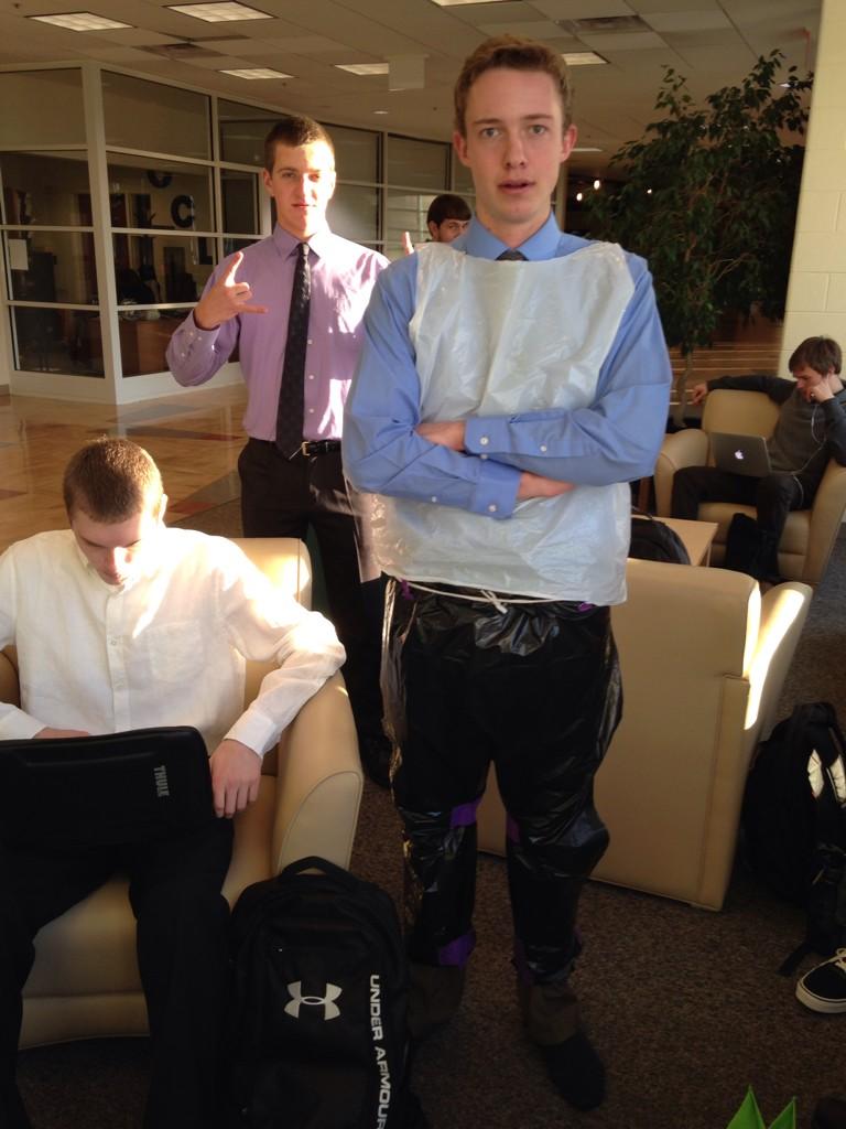 Justin_Smith27's tweet photo. #beachbums prototyping PPE @firstyrengr http://t.co/j4UzcKEkYs