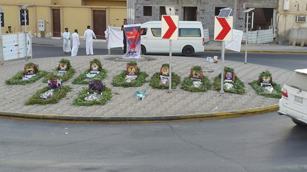 roroksa1411's tweet photo. #أحداث_القصيم_شقراء #الاحساء_سنة_شيعة_ضد_الفتنة #طلق_نار_الاحساء  دوار الدالوه الان http://t.co/5C67pMwfRp