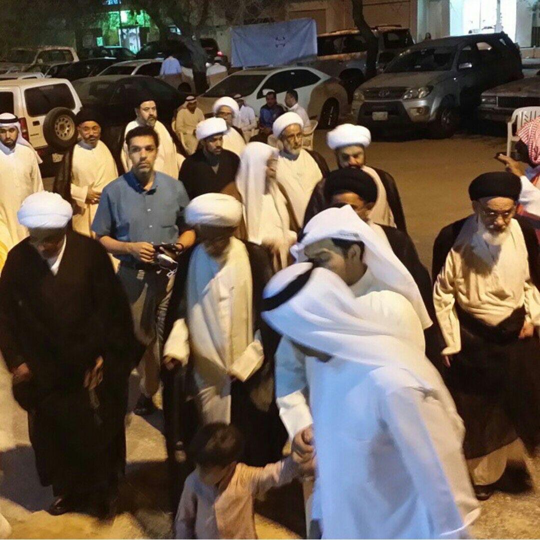 roroksa1411's tweet photo. مجموعه مم�� اهل البحرين يعزون اهل الاحساء #الاحساء_سنة_شيعة_ضد_الفتنة #أحداث_القصيم_شقراء #الدولة_الإسلامية http://t.co/ApXfaJLLhR