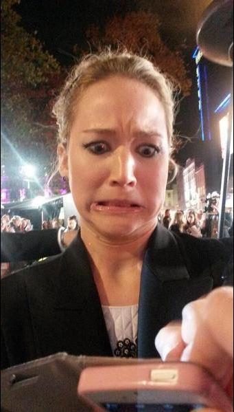 ODE's tweet photo. And the best photo of the night goes to... #MockingjayPremiere http://t.co/95wIqF4f9D