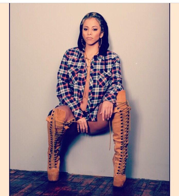       Happy birthday to my babes You the best boo  