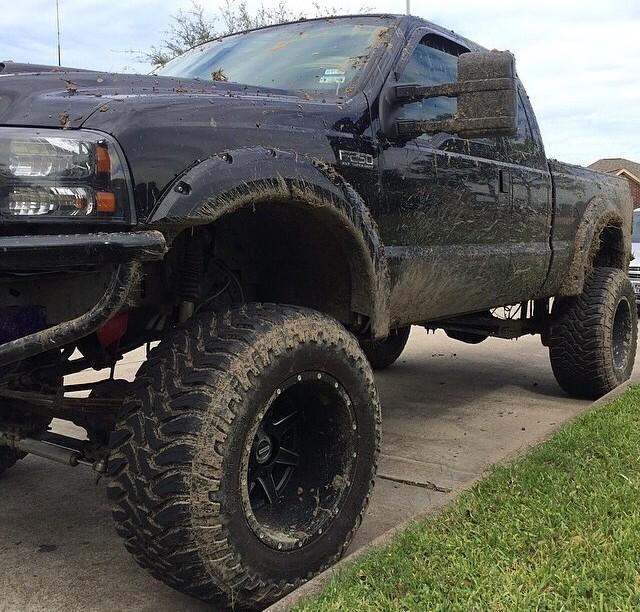 _LiftedTrucks_ tweet picture