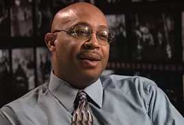 Session now w/ <a href="/MichelduCille/">Michel du Cille</a>, <a href="/WashPost/">The Washington Post</a> photog shunned by Syracuse U. after trip to Liberia.
#trotteratjacksonstate