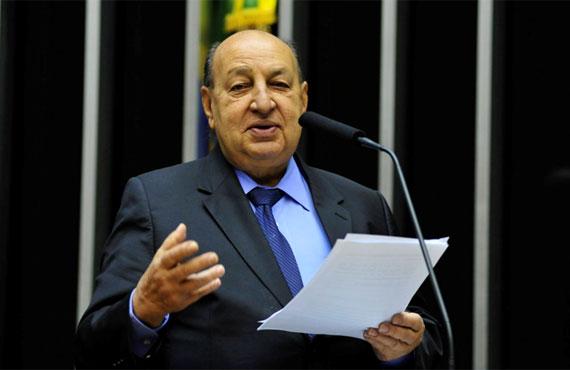 simao_sessim's tweet photo. O delegado José Mariano tem muito a contribuir para a segurança pública do RJ. http://t.co/oRUS52qIAZ http://t.co/IgStkAvu92