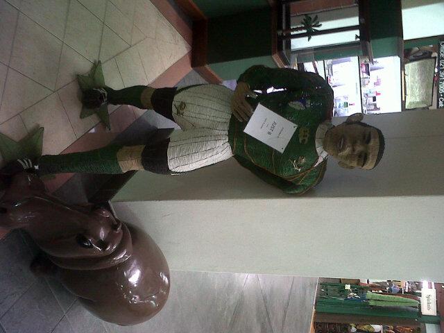 Bumped into <a href="/BryanHabana/">Bryan Habana</a> today at the waterfront haha