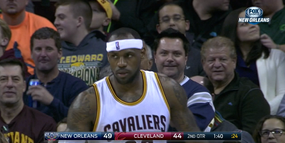 B2H0HneIMAAQz7a.png:large