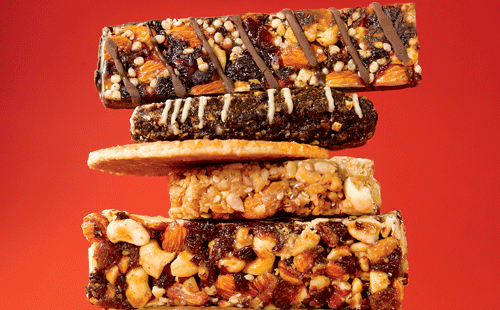 runnersworld's tweet photo. Choose the right snack before, during, and after your run. http://t.co/oC0kFd9ypz http://t.co/MsZQClrXSh
