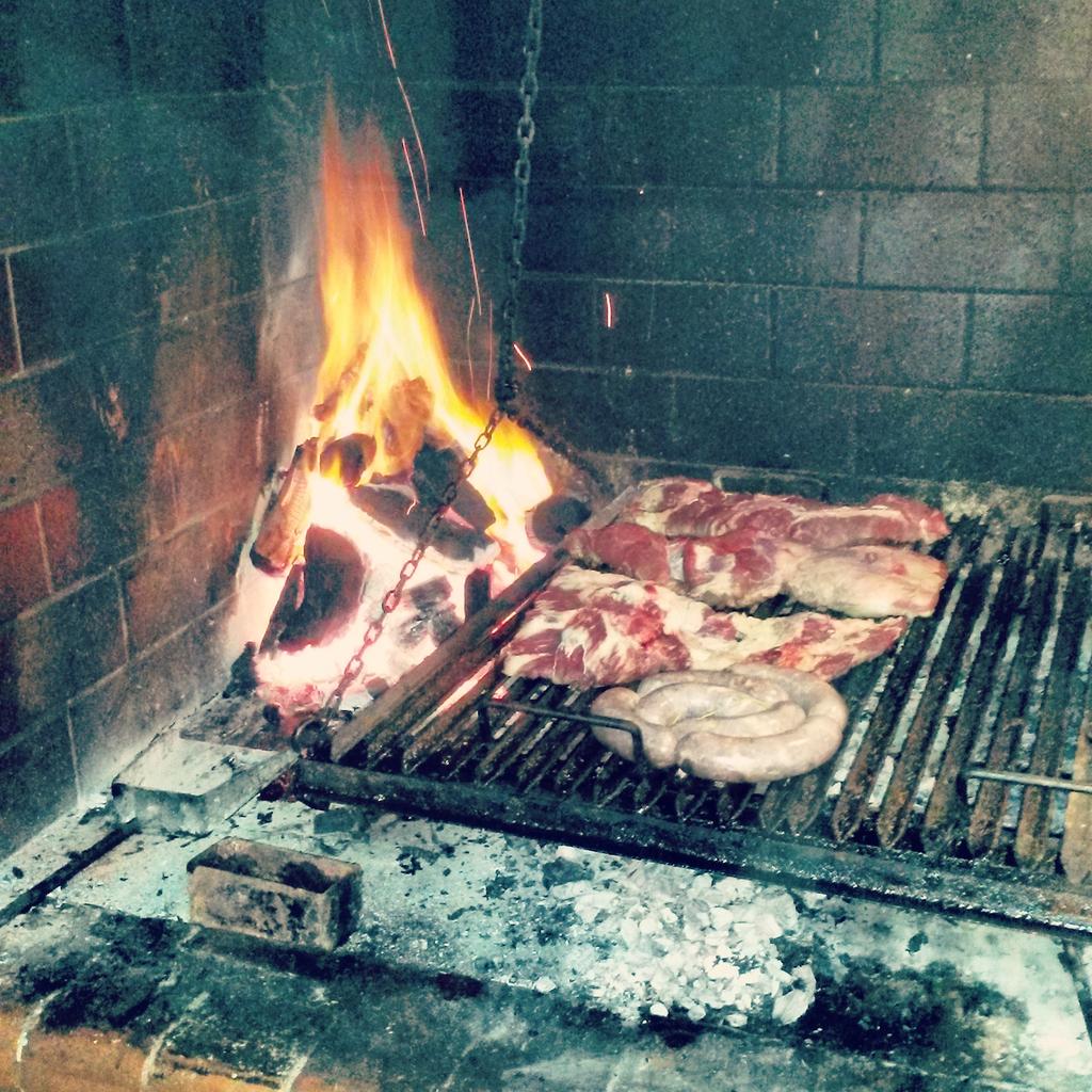 MxdOlavarria's tweet image. El staff de #MaxdreamOlavarría se va a disfrutar de un rico asado para acortar la semana!
#DaleQueDaleee #MXD #Enjoy