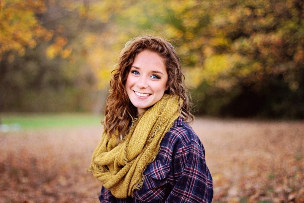 leeleehiines's tweet photo. Senior photos 🍁🌻 
photo creds of course go to @hannah_luthi http://t.co/lOijfCgv4o