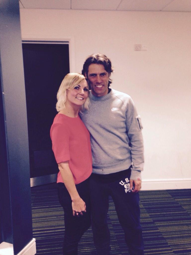 ClairBillson's tweet photo. @JohnBishop100 lovely to meet you on Thursday in Leeds. Bloody hilarious show!🙊 http://t.co/8tAoJQZTHP